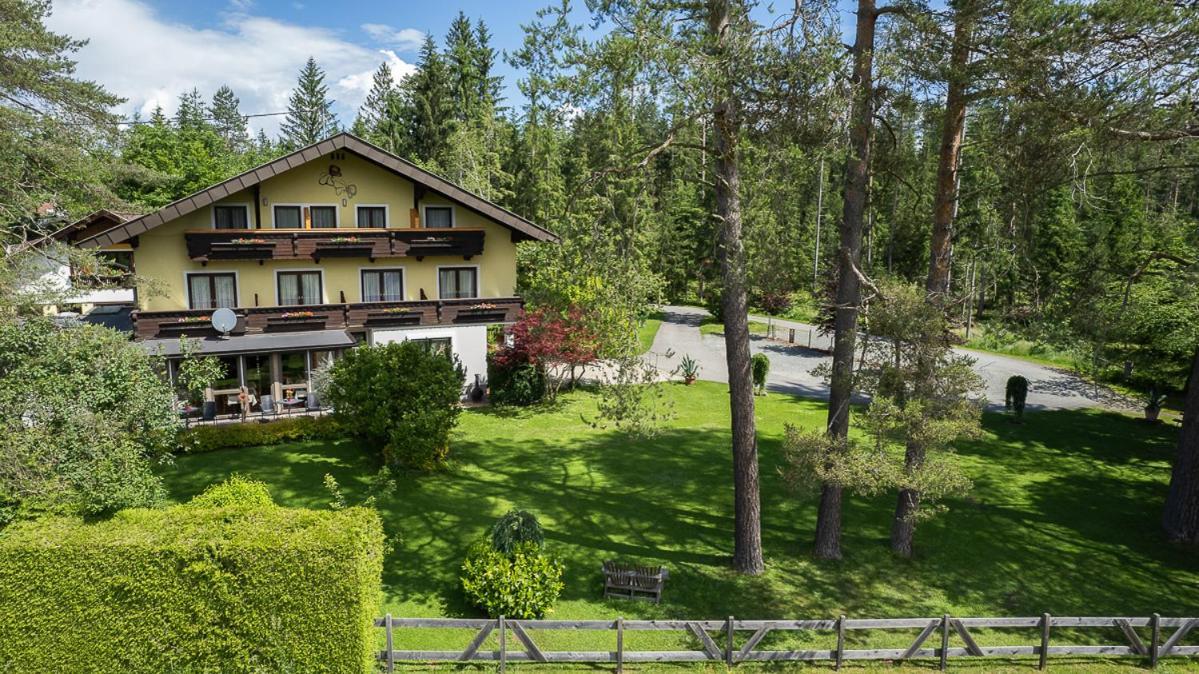Pension Fischinger Feldkirchen in Kärnten Exterior foto
