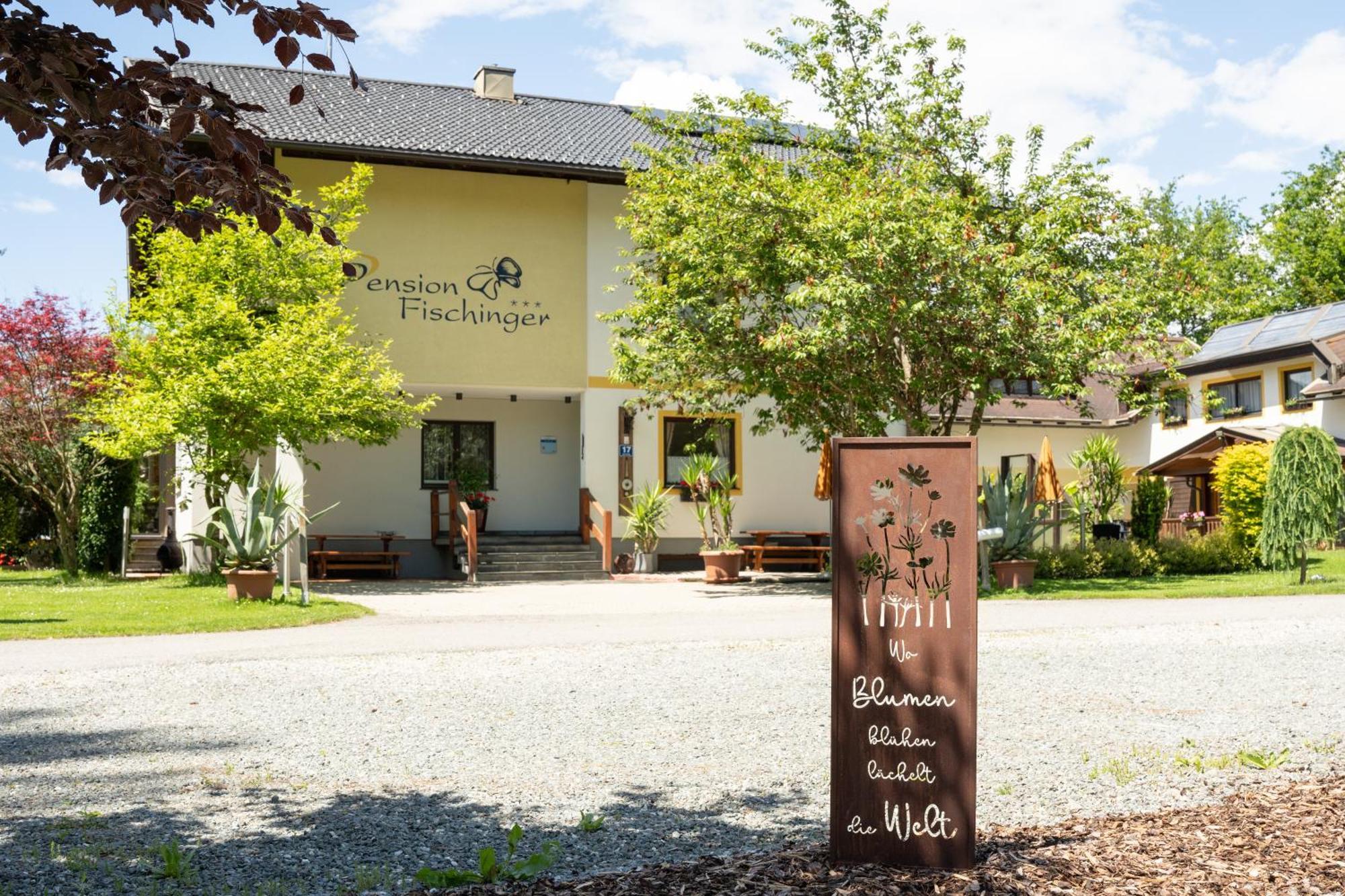 Pension Fischinger Feldkirchen in Kärnten Exterior foto